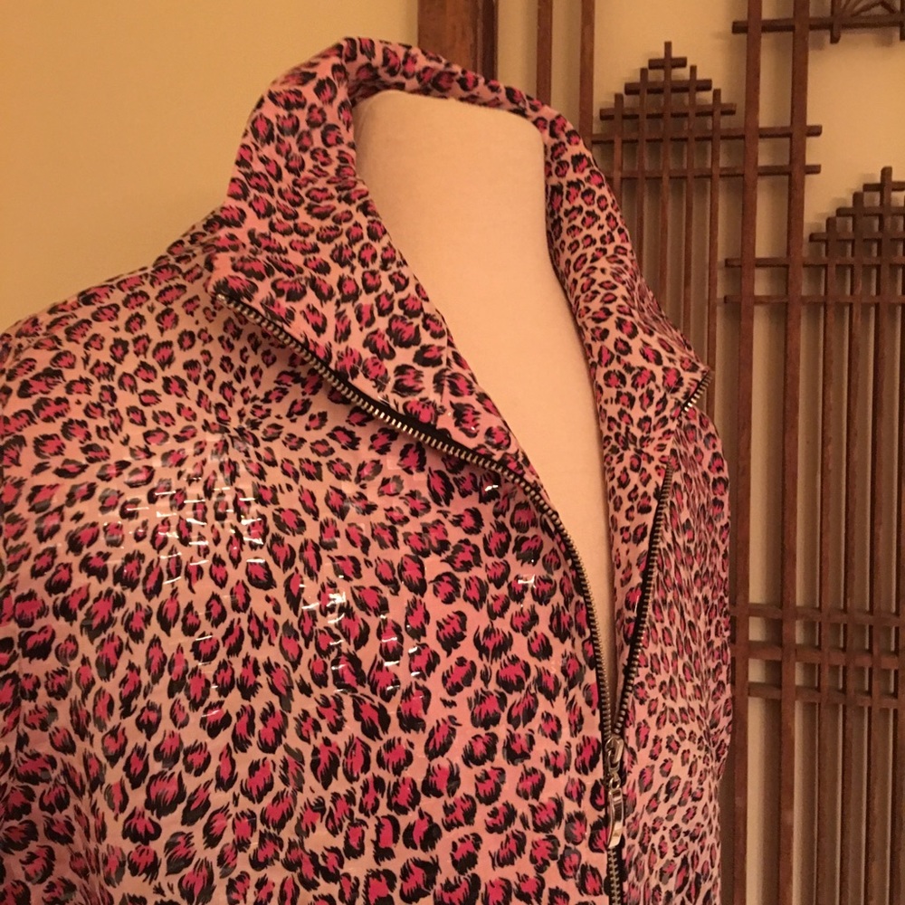 Exclusively Misook Animal Print Jacket, Small